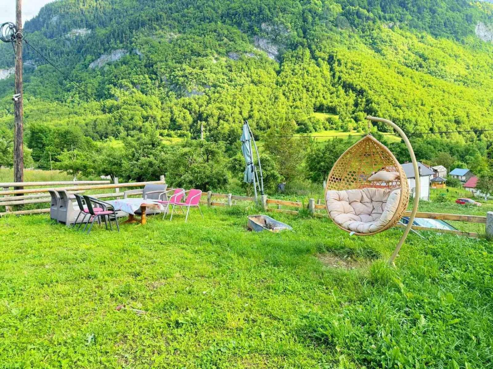 Dedushi Guesthouse &Wood Cabins-Camping Place Gusinje Buitenkant foto